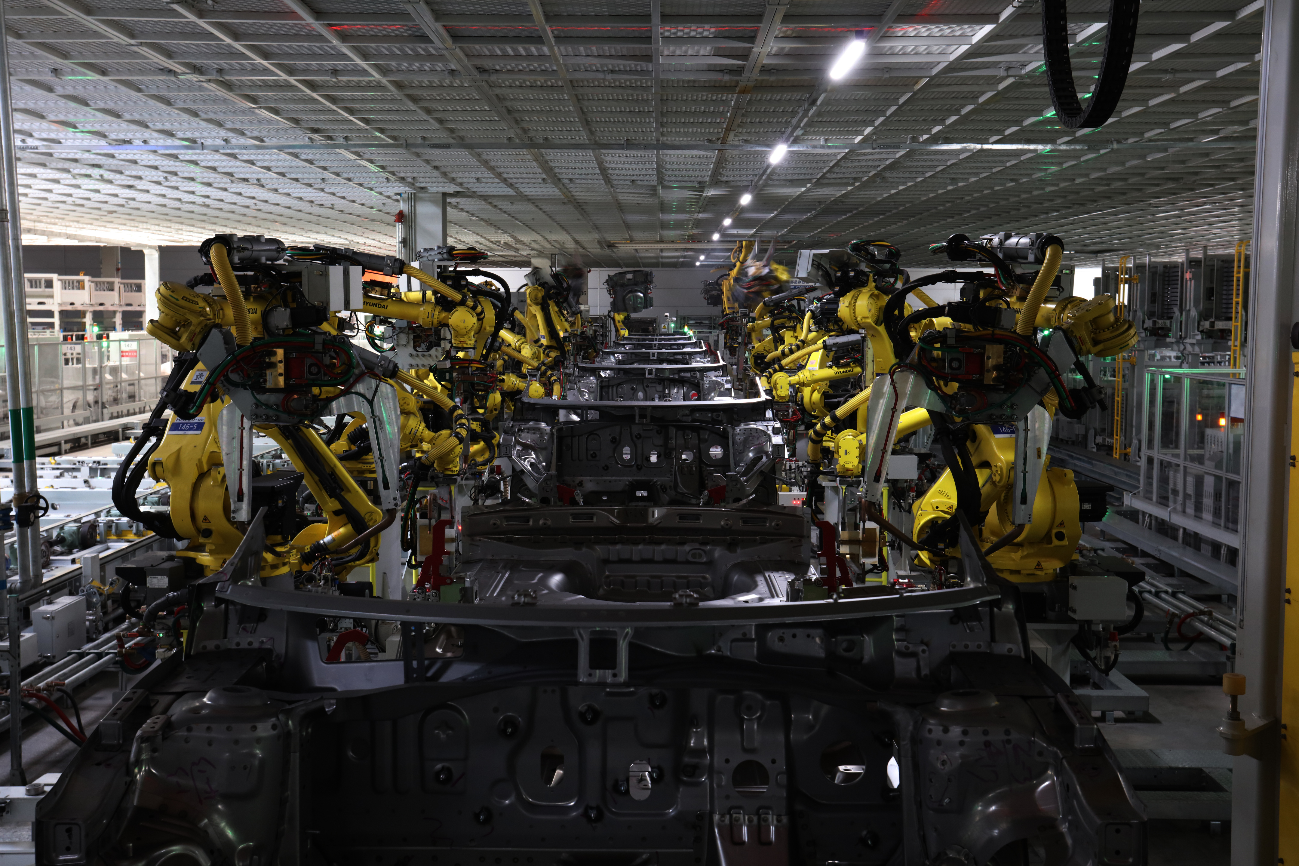 Промышленные роботы Hyundai Robotics