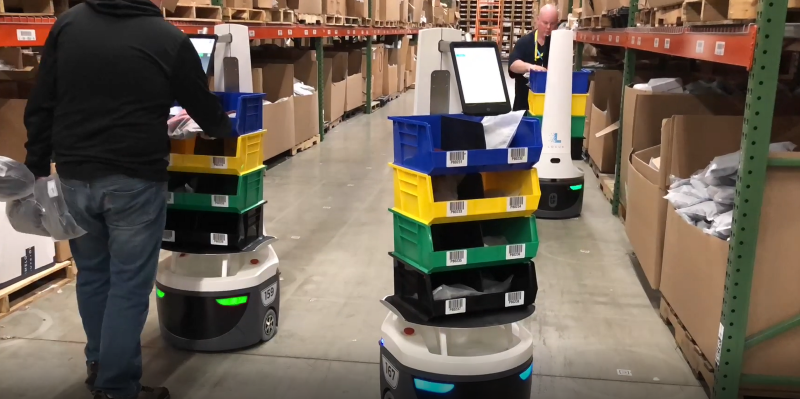 Робот Locus Robotics