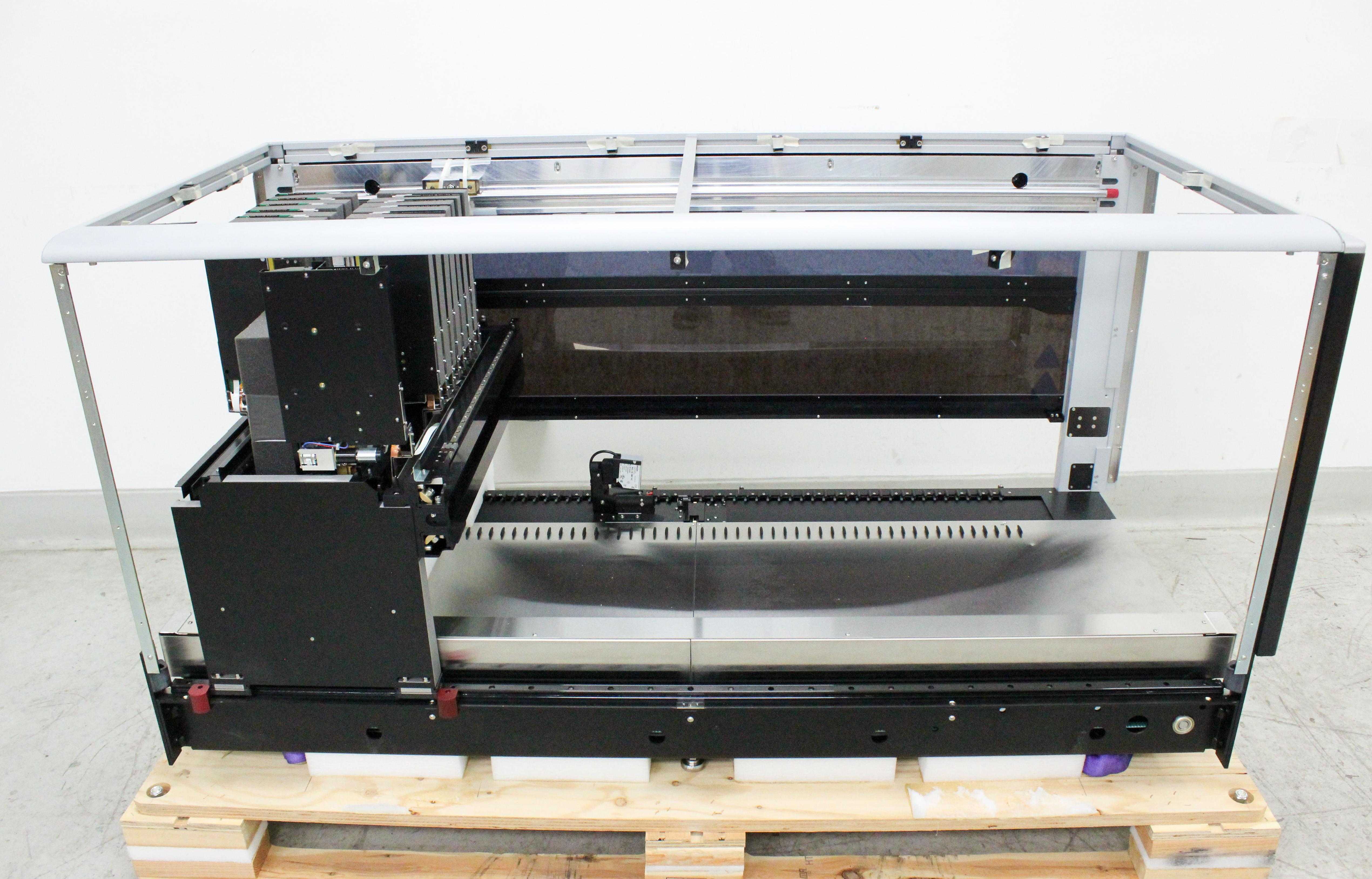 Робот Hamilton Robotics Microlab STAR