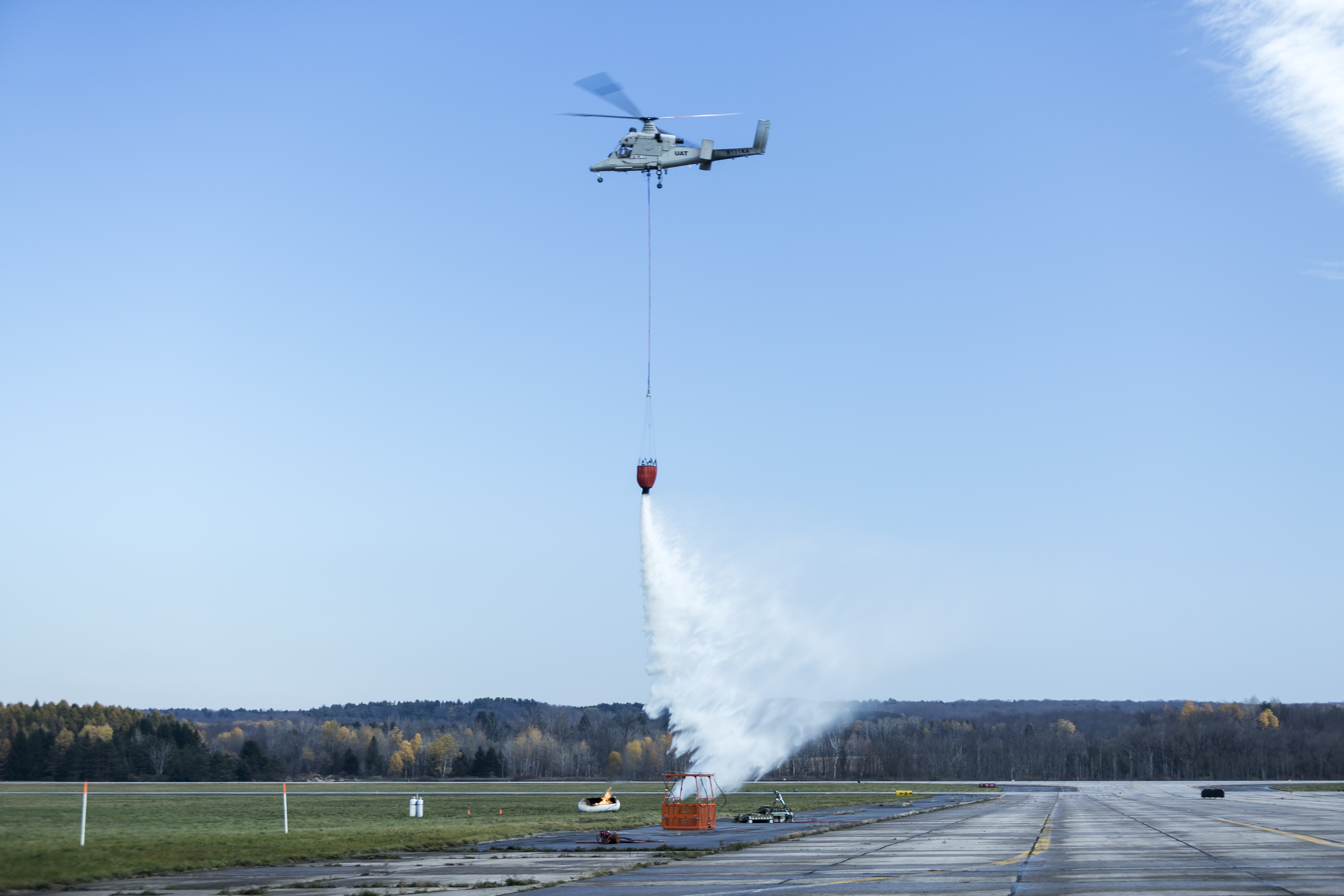 Робот Kaman Aerospace K-MAX Firefighting