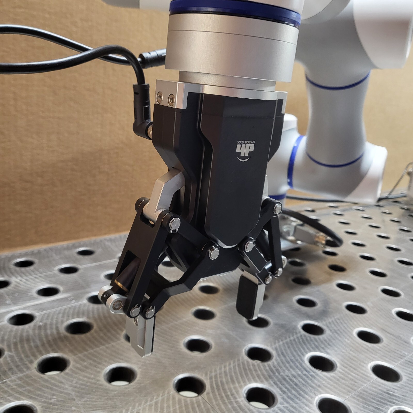 Dobot CR3AS Robot Arm — фото 5