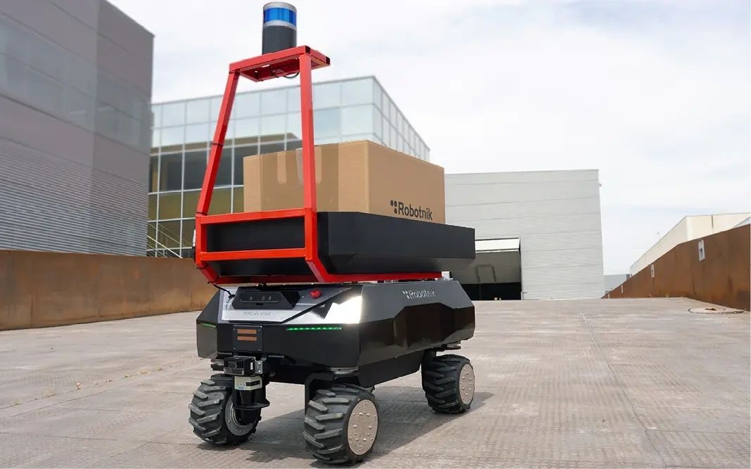 RB-Vogui 4WD Advanced Mobile Research Platform — фото 3