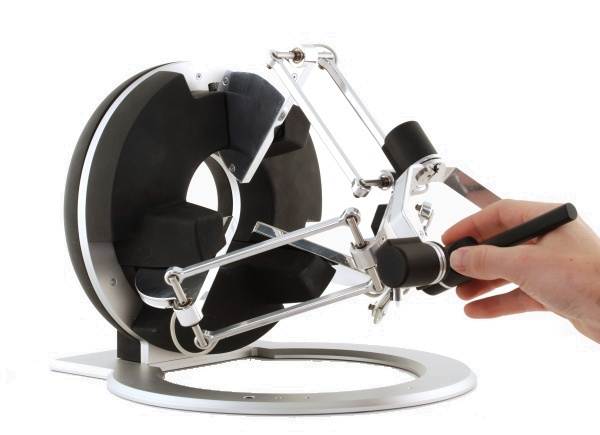 Force Dimension omega.6 Haptic Device — фото 2