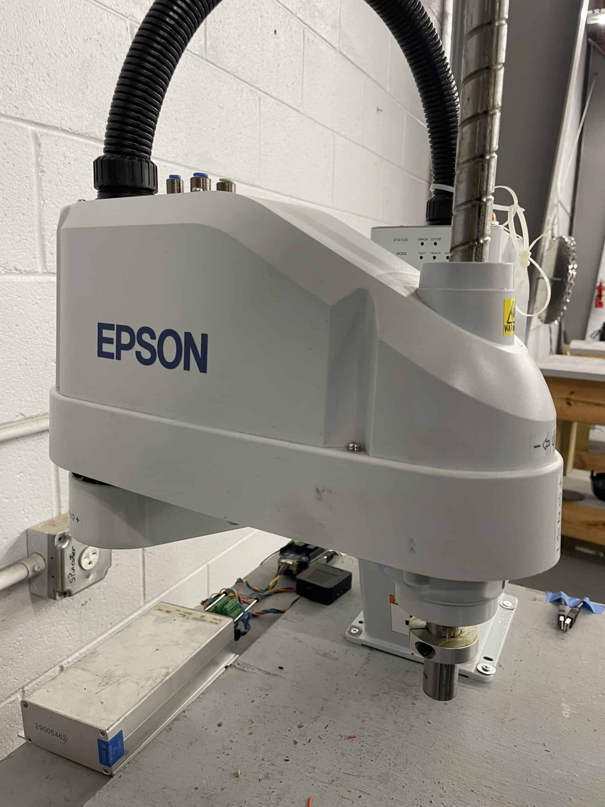 Epson Synthis T6 — Манипулятор — фото 2