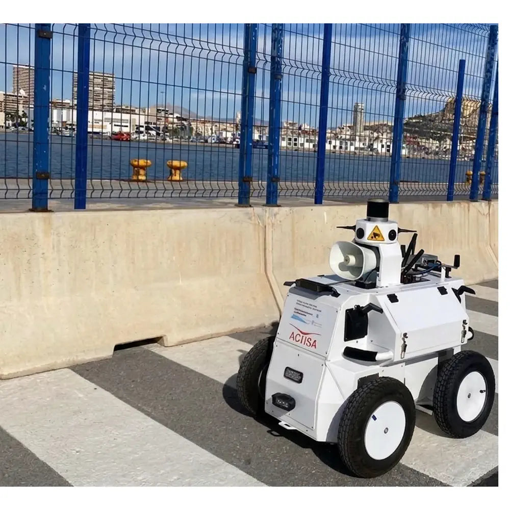 CYBERCOP Autonomous surveillance robot — фото 4