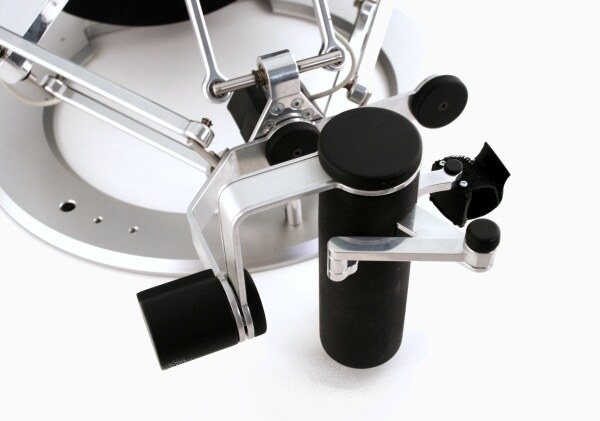 Робот Force Dimension Force Dimension omega.7 Haptic Device