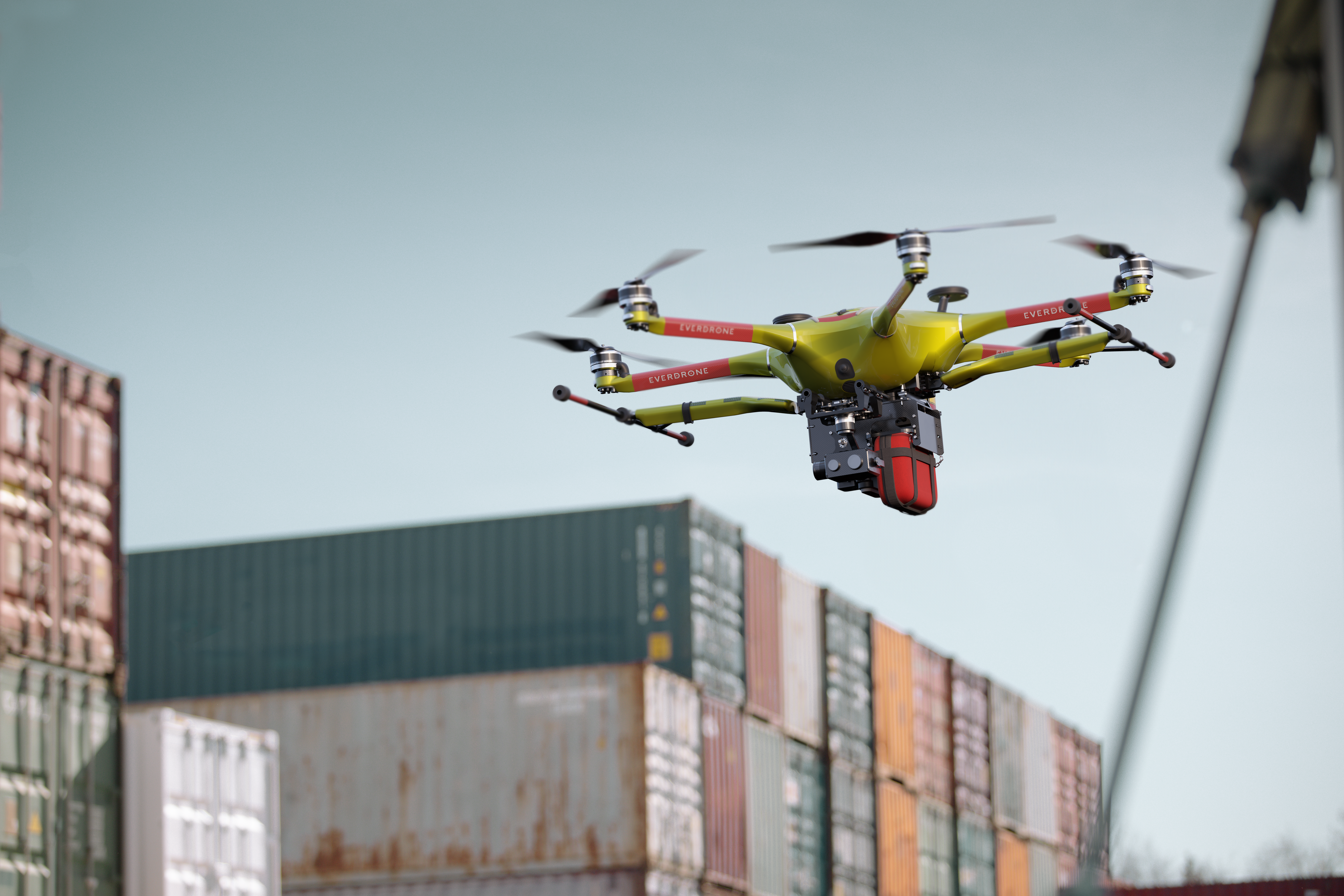 Робот Everdrone Drone AED Everdrone