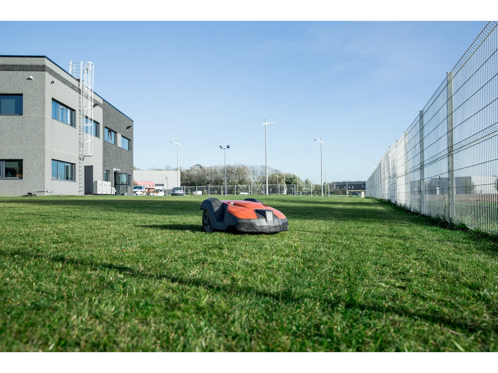 Husqvarna Automower 550 — Мобильная платформа — фото 3