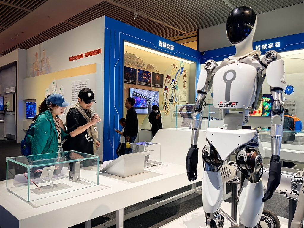 Робот SICHUAN TLIBOT Co., Ltd. (Tailian Robot) T1 Pro
