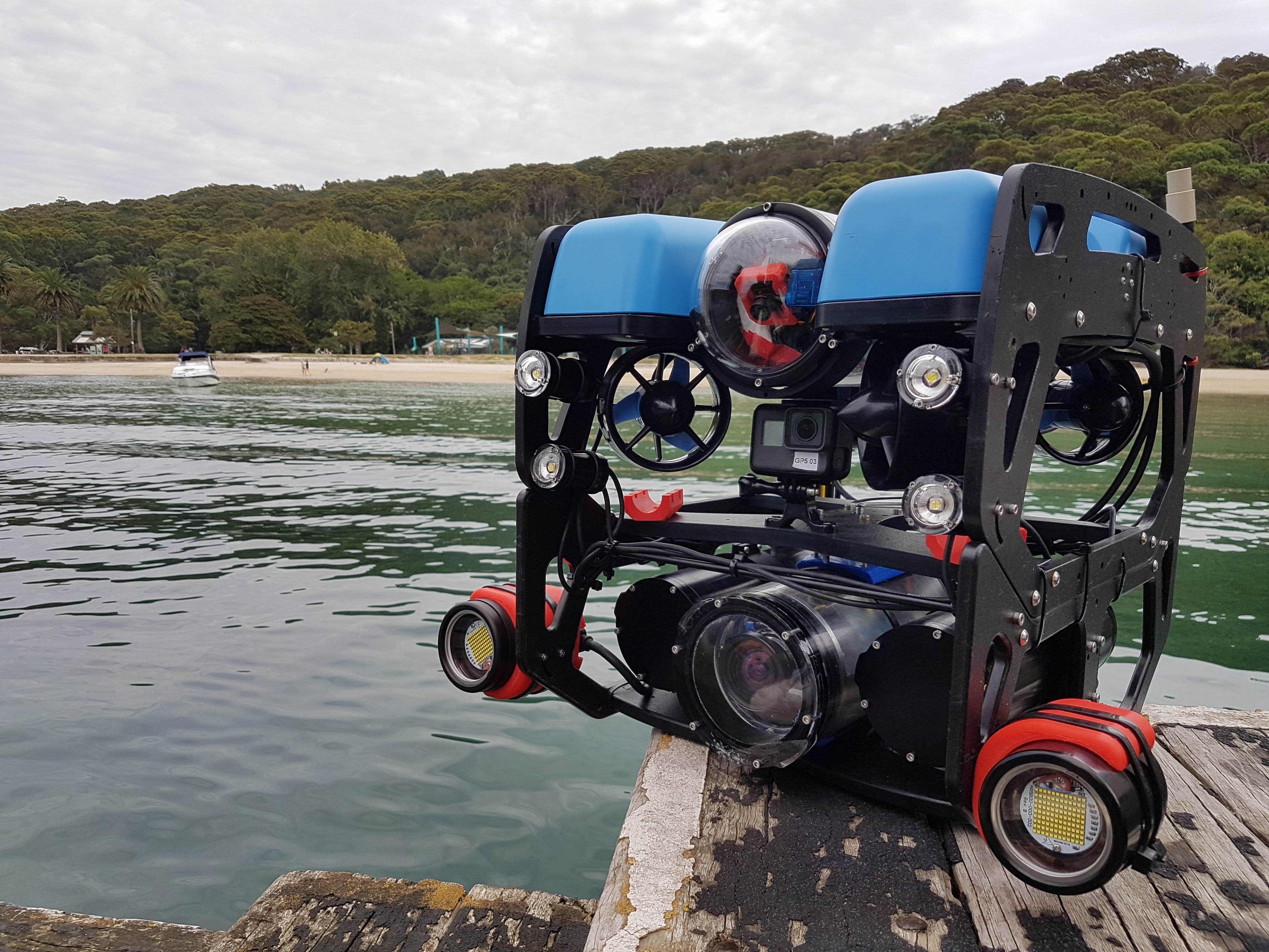 Робот Blue Robotics ROV2