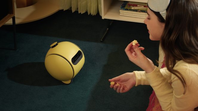 Робот Samsung Ballie