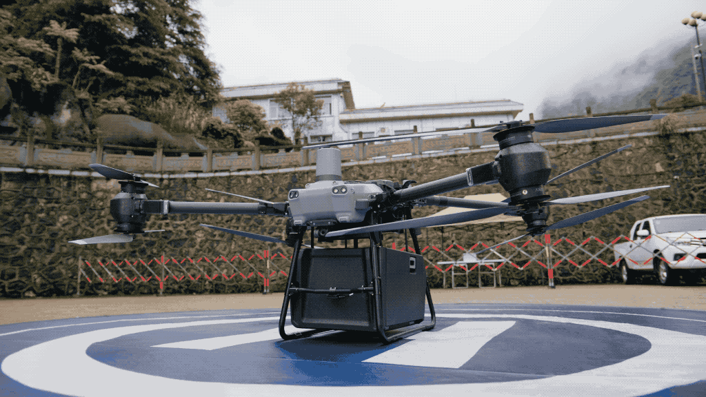 Робот DJI FlyCart 30