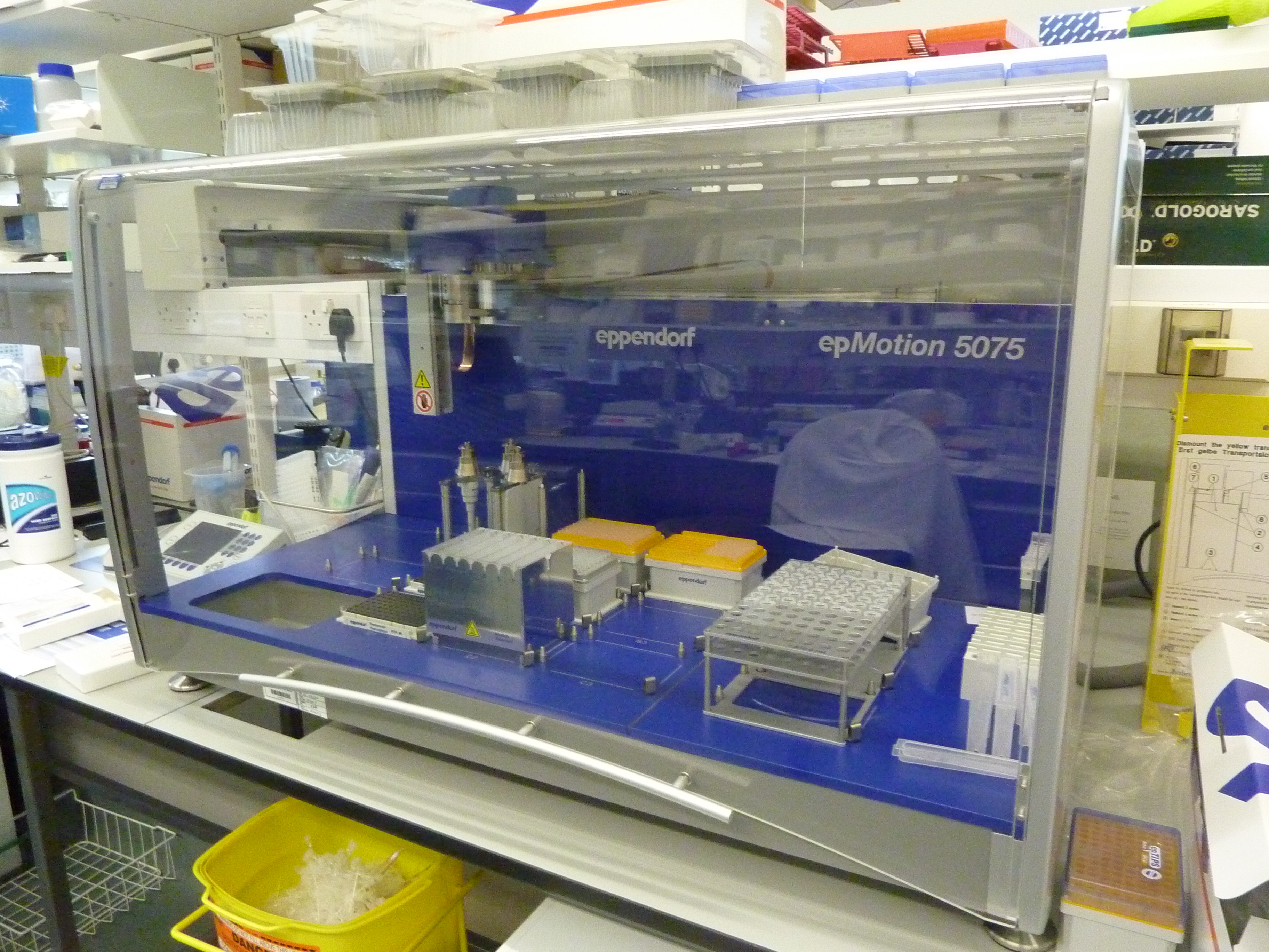 Робот Eppendorf epMotion 5075l
