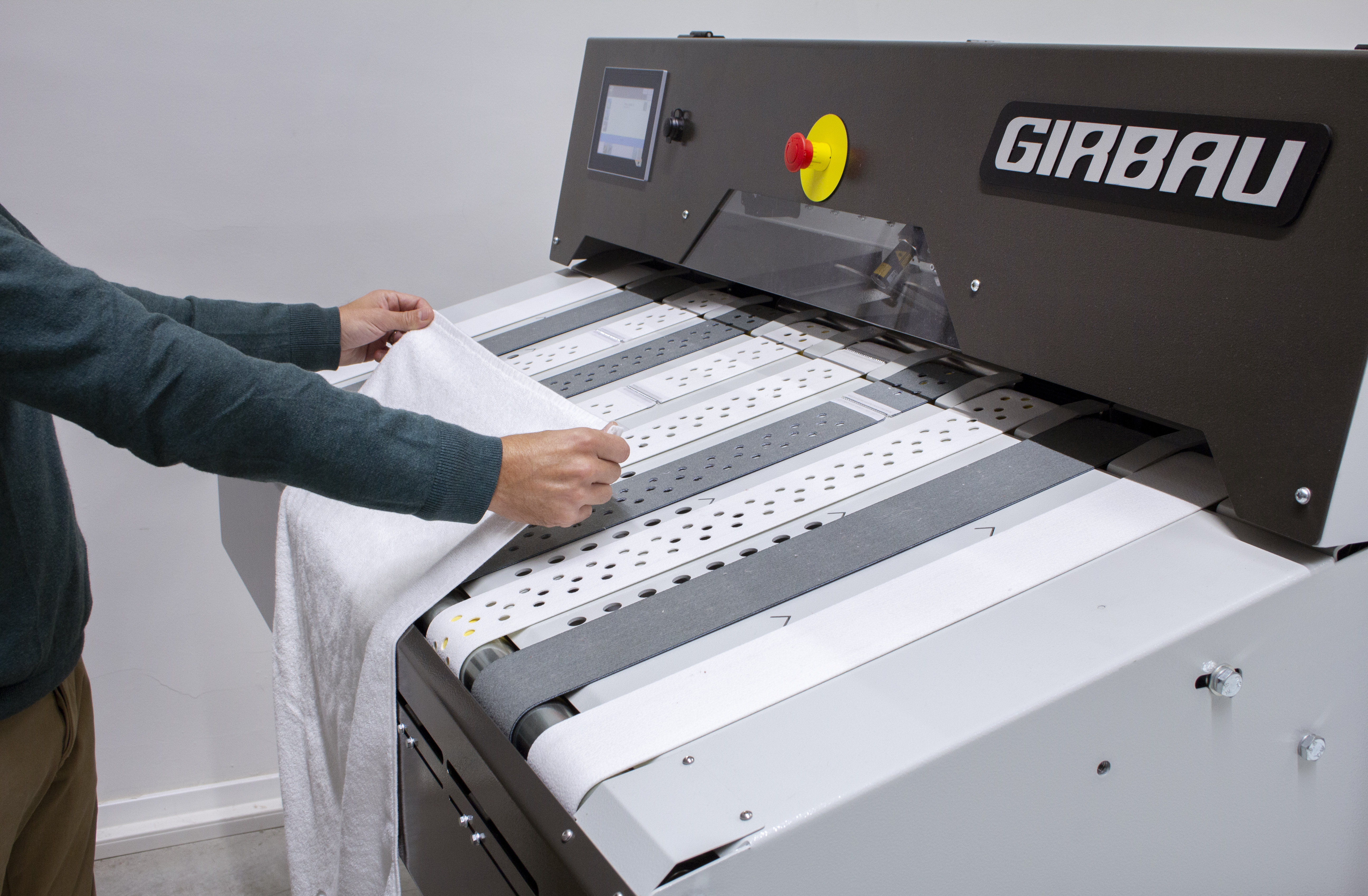 Робот Girbau Folding