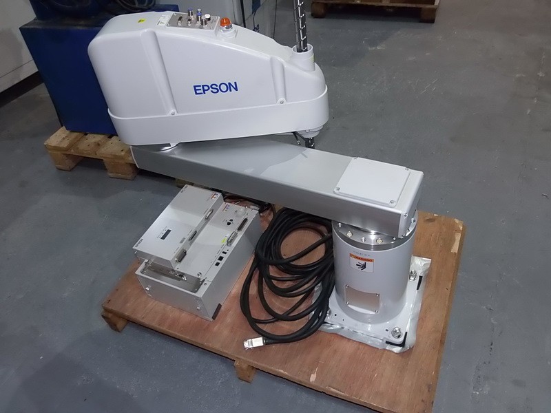 Робот Epson G20