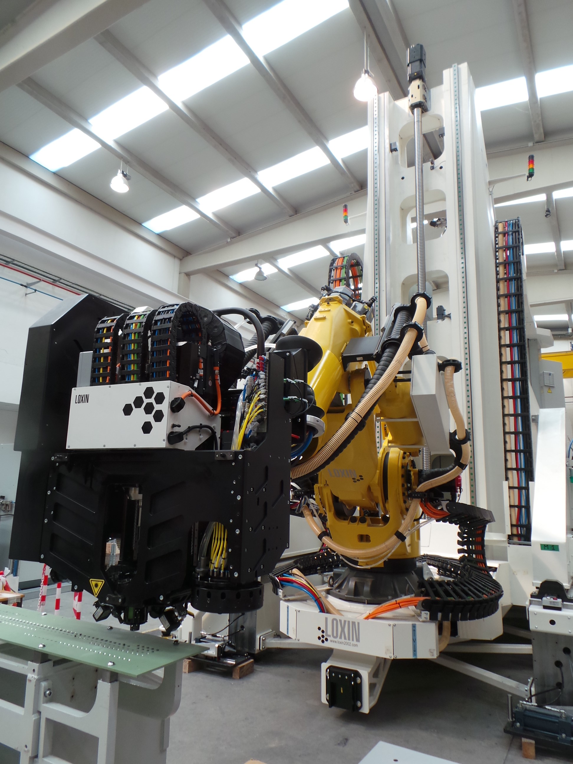 Робот Airbus FAL Robot