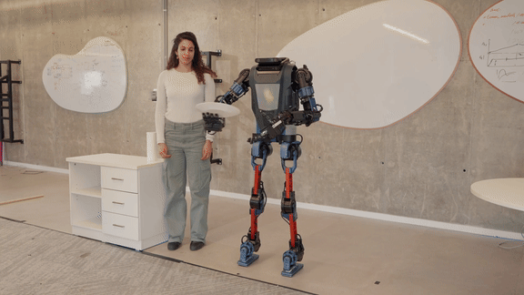 Гуманоидные роботы Mentee Robotics MenteeBot V3