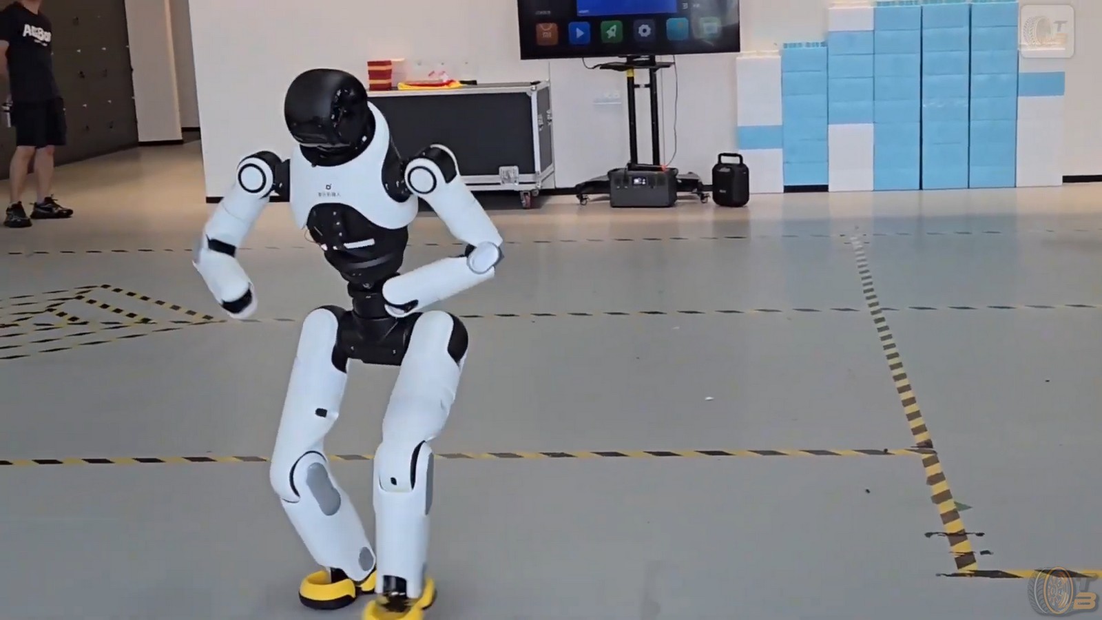 agibot x2 - humanoider roboter — фото 4