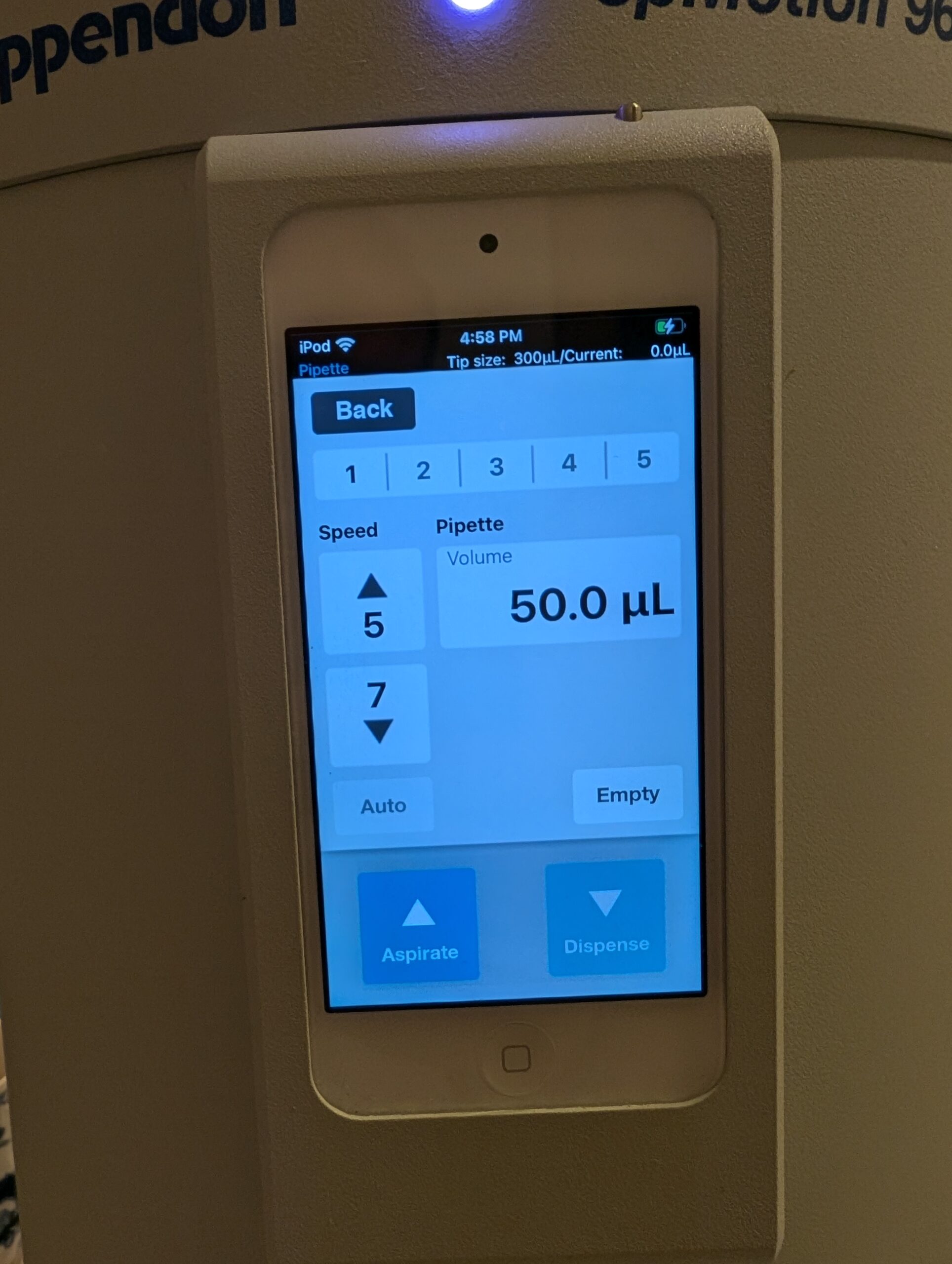 Робот Eppendorf epMotion 96xl